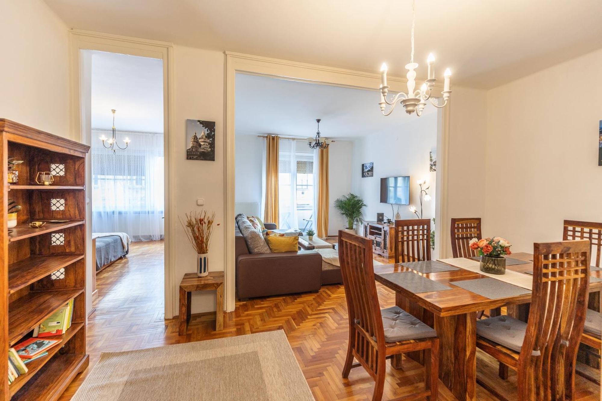 Bright & Spacious Riverside Apartment With Balcony Budapeste Exterior foto